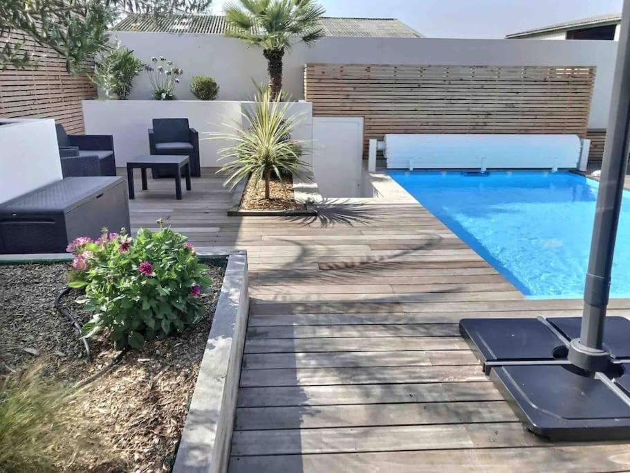 Villa Exceptionnelle Piscine Et Jardin Prive Sejour Haut De Gamme Proche La Rochelle Sainte-Soulle Exterior foto